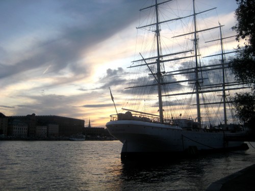 Bateau sur le Port de Stockholm
